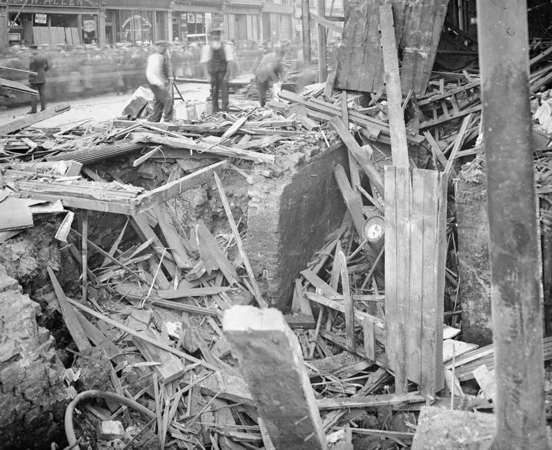 air raid damage during WW1